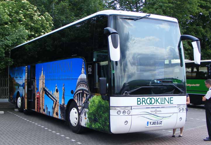 Brookline Van Hool T916 Acron YJ10DJZ